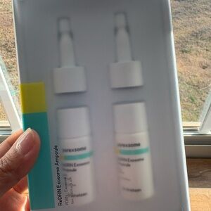 Exosome Ampoule Set - White